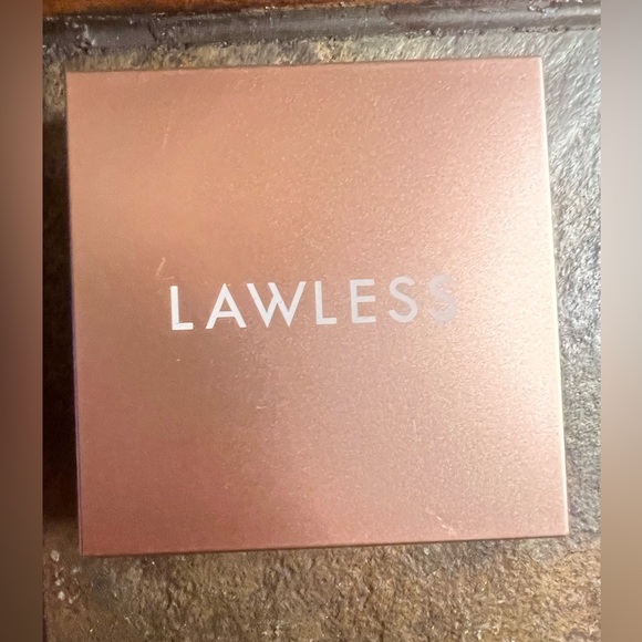 New Lawless pinch my cheeks soft blur cream blush - Picture 2 of 7